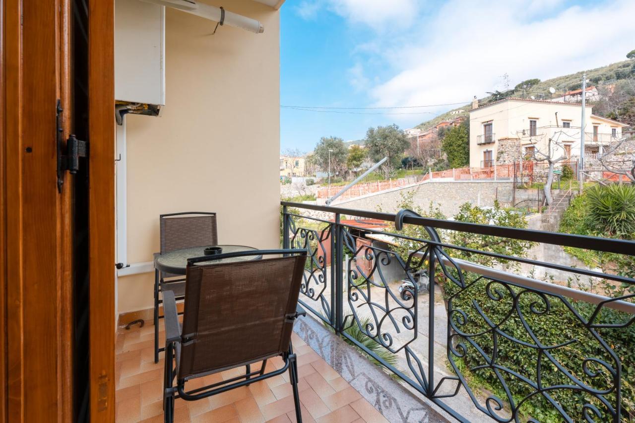 Seascape - Noemi'S Rooms Vico Equense Exterior foto